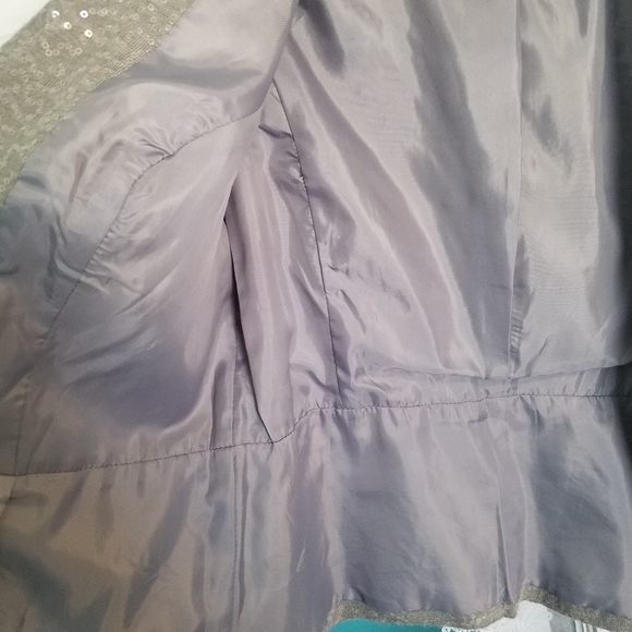 blazer - Picture 5 of 5